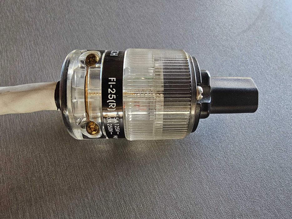Nordost brahma 1m захранващ кабел