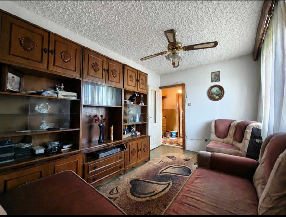 Apartament 2 camere + pod propriu