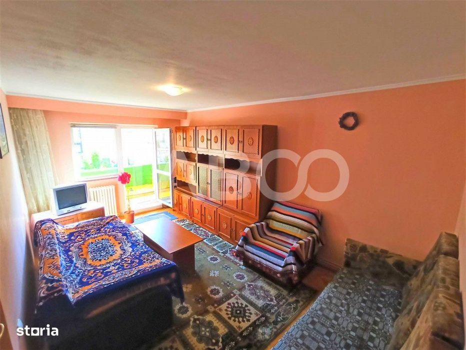 Apartament pentru muncitori 4 camere si 2 balcoane Mihai Viteazul — fotografia 3