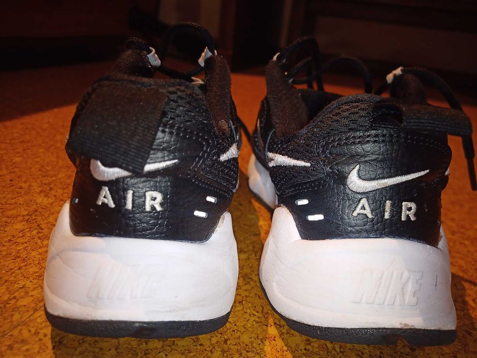 Детски маратонки  NIKE   35.5 номер