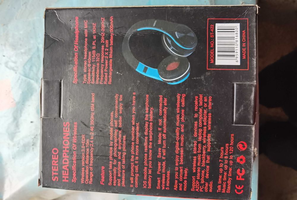 Нови безжични слушалки модел ST-422  зелени