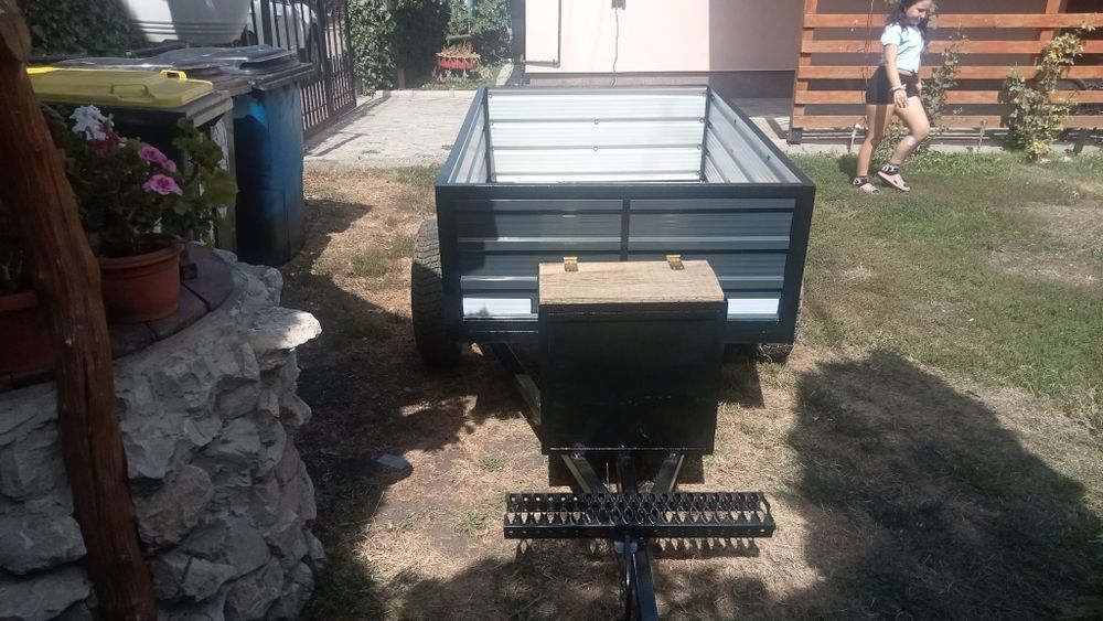 Remorca basculabila