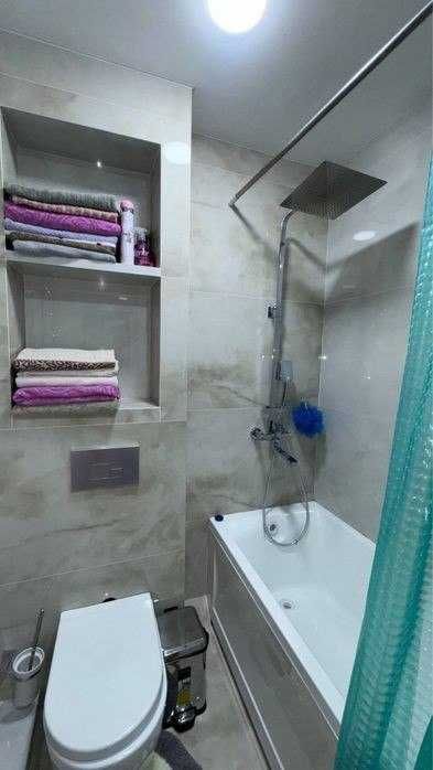 СРОЧНО! 3 комнатная ЕВРО ремонт 88м2, ориентир ресторан Биллюр