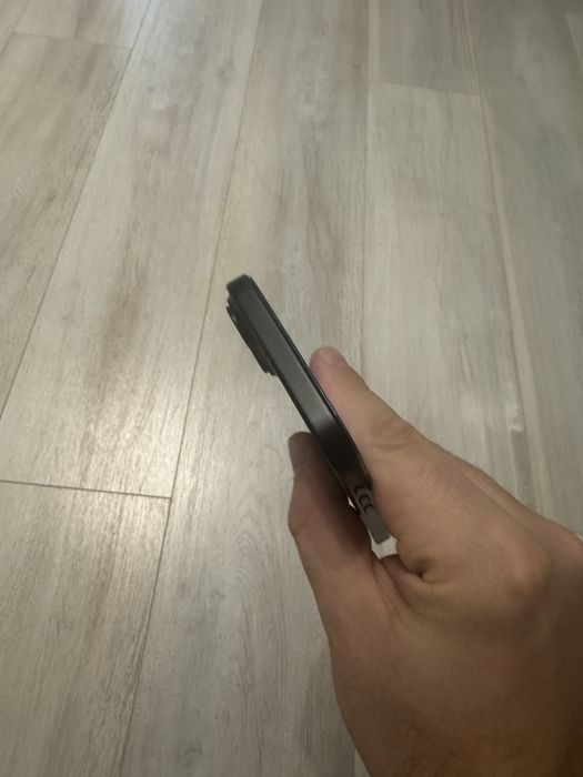 Iphone 16 256 GB - baterie 100%