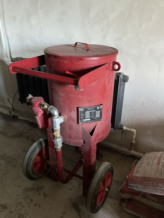 Пескоструйный аппарат