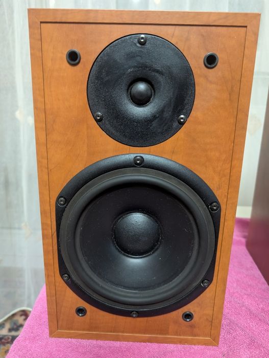 Vând boxe Hi Fi QLN 601