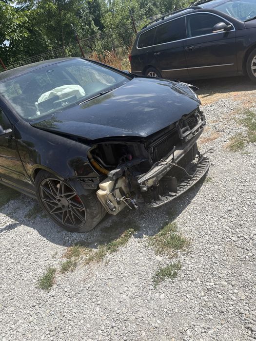 VOLKSWAGEN Golf 2005
