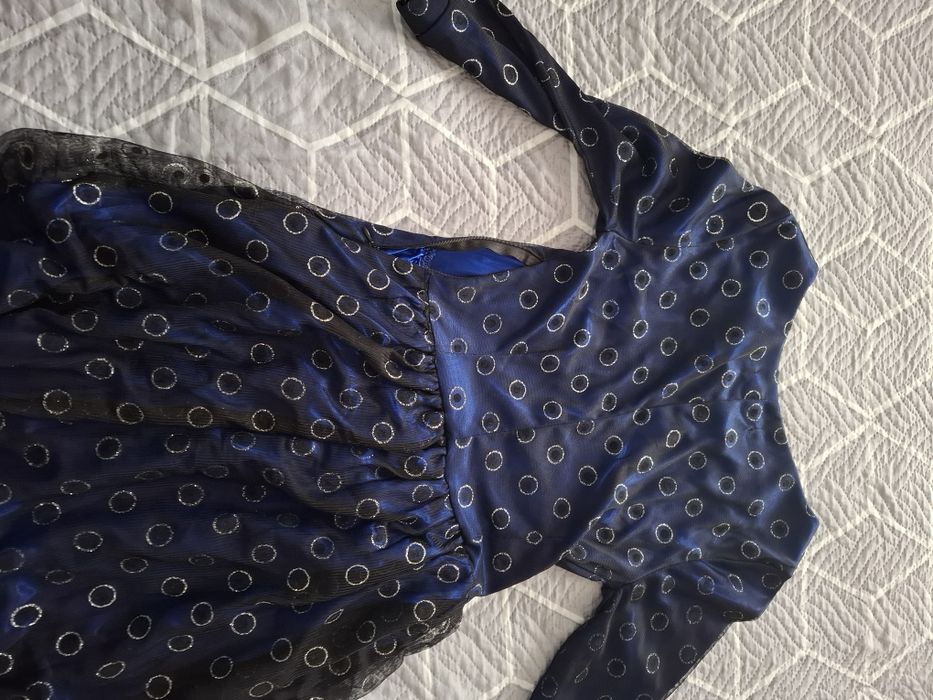 Платье нарядное женское