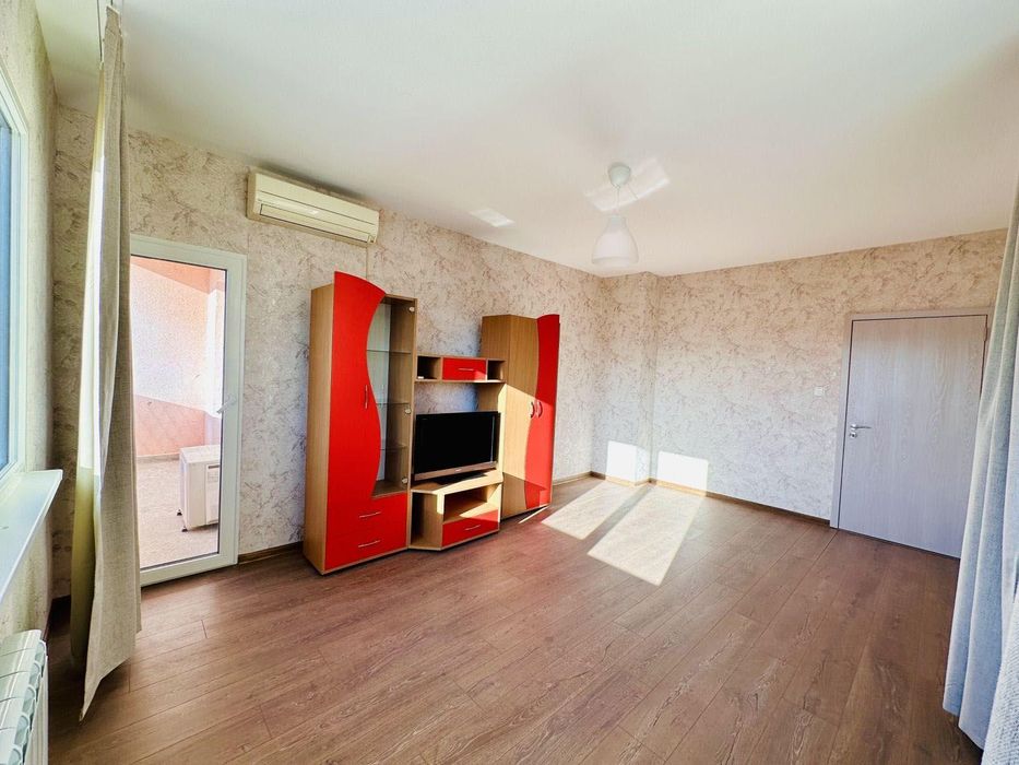 Двустаен апартамент в ж.к. Левски Г.