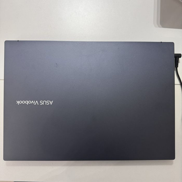 Vivobook m1603q