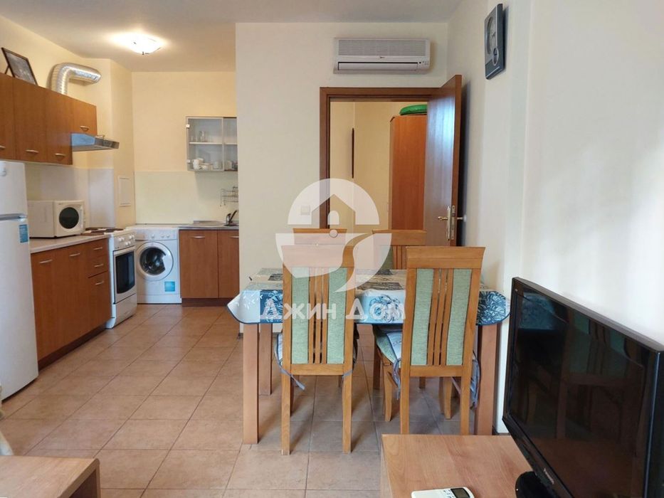 Продава се Тристаен апартамент в к.к. Слънчев бряг - 105 кв.м за 704 €/кв.м - Снимка #2