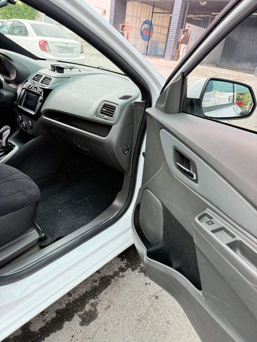 Chevrolet Cobalt 2025 — 5