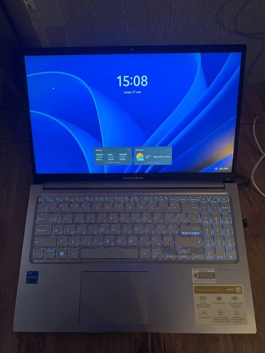 Asus vivobook 15