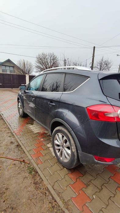 Vând Ford Kuga 2.0D