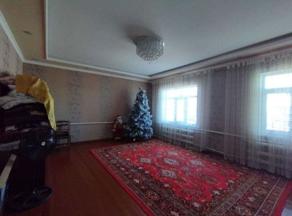 Уй сатылады 2 этажлы