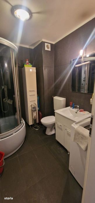 2 Incaperi, terasa de 8 mp, mobilat si dotat cu preluare de chirias — fotografia 2