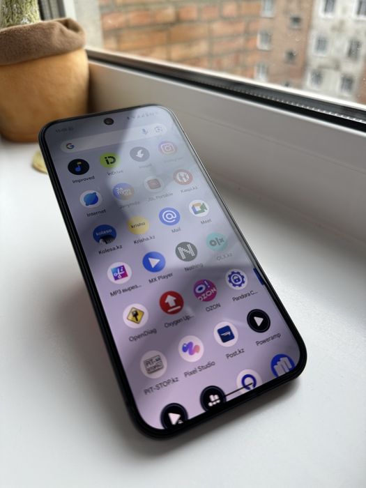 Продам Google Pixel 9