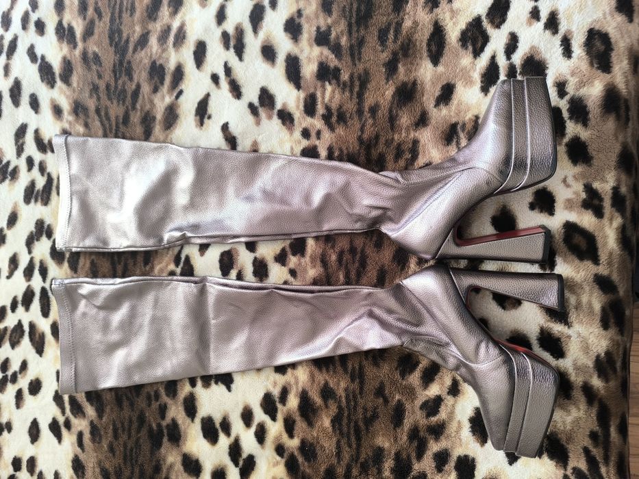 Дамски ботуши чизми