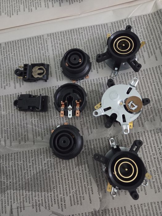 Запчасти для электрических чайник.