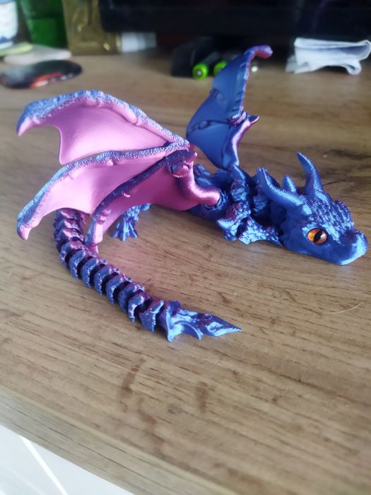 3D принтирано драконче с крила