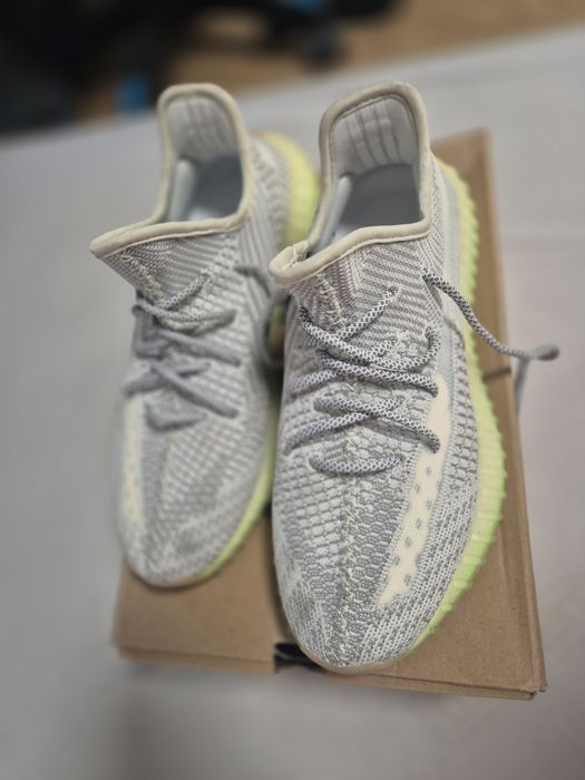 Adidasi yeezy boost 350