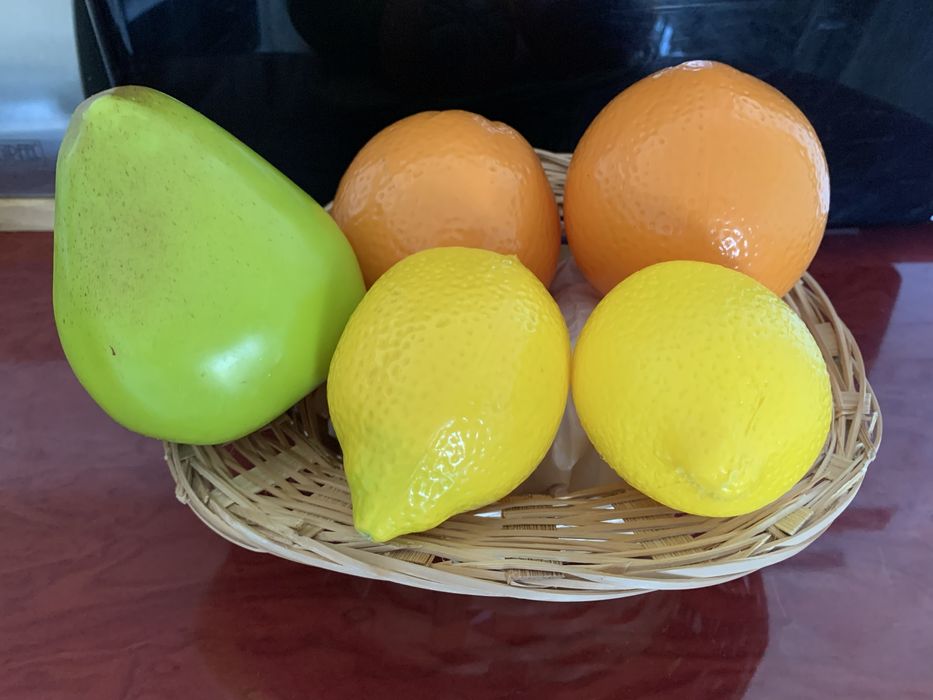 Искусственные фрукты