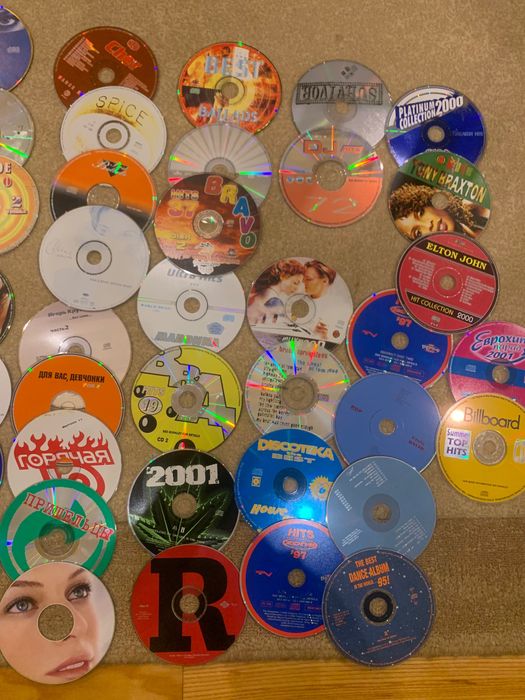 Видеокассеты, CD видеодиски, CD музыкальные диски