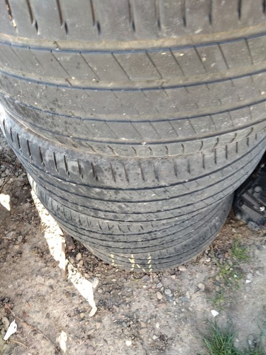 Vând 4cauciucuri de vară pentru volvo xc90, 275/45 R20 si235,40/18 Continental an 2017