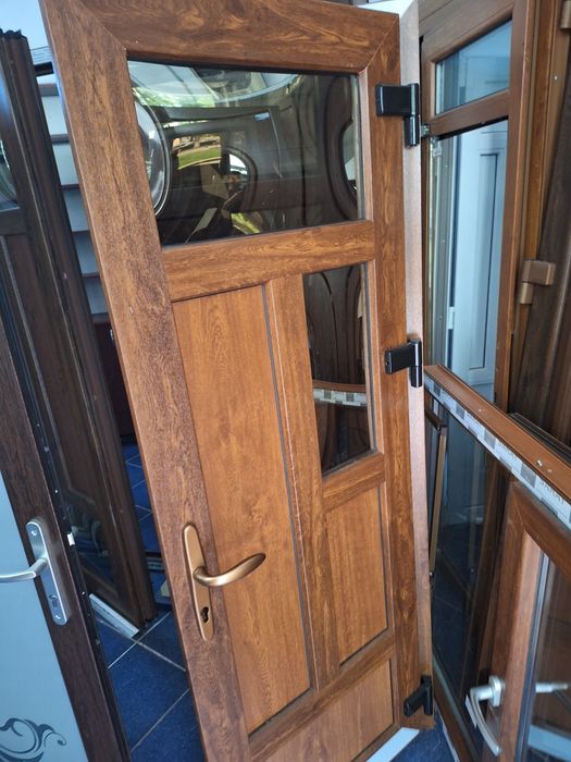 Uși,ferestre,termopan,pvc,aluminium