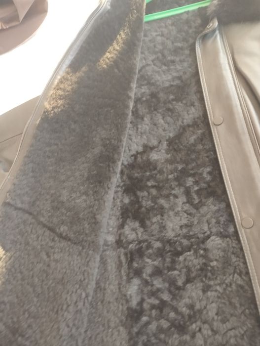 Кожаная мужская куртка