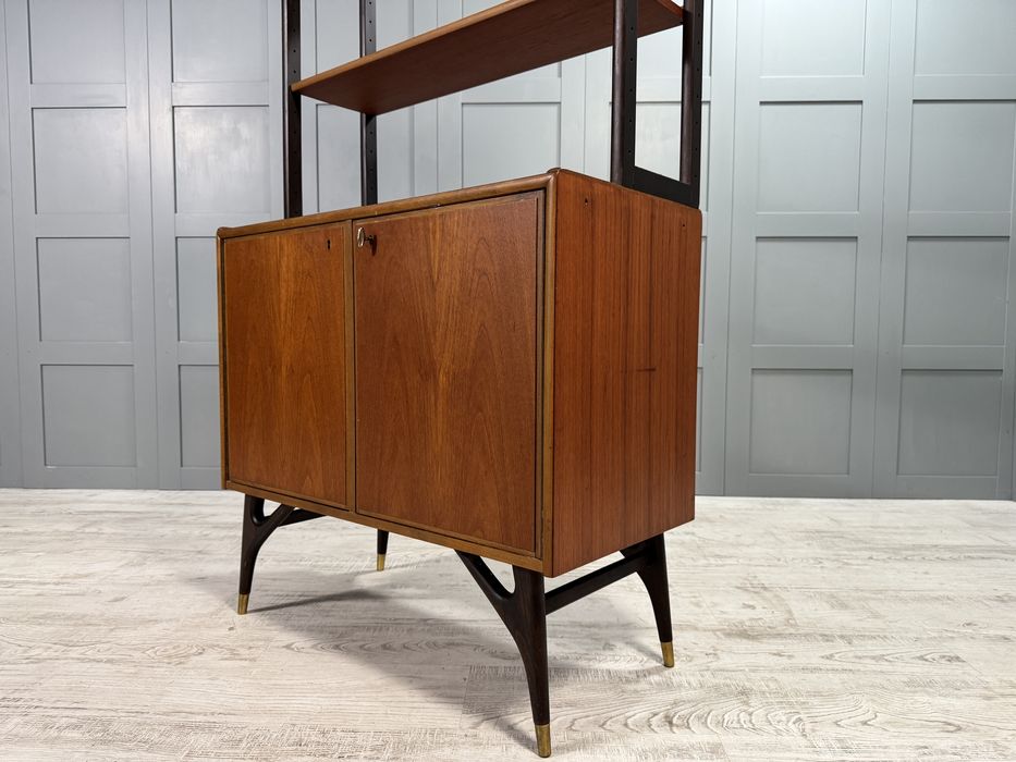 Винтидж библиотека - секция масив Р263