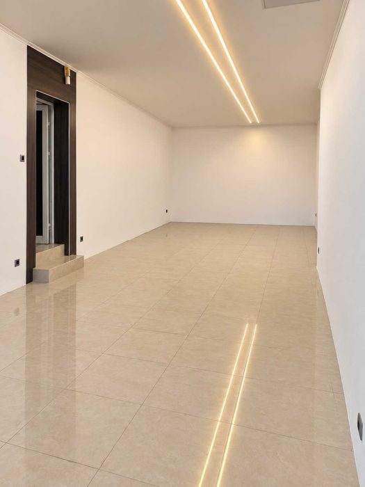 Продава се Магазин в Банско - 86 кв.м за 1326 €/кв.м - Снимка #2