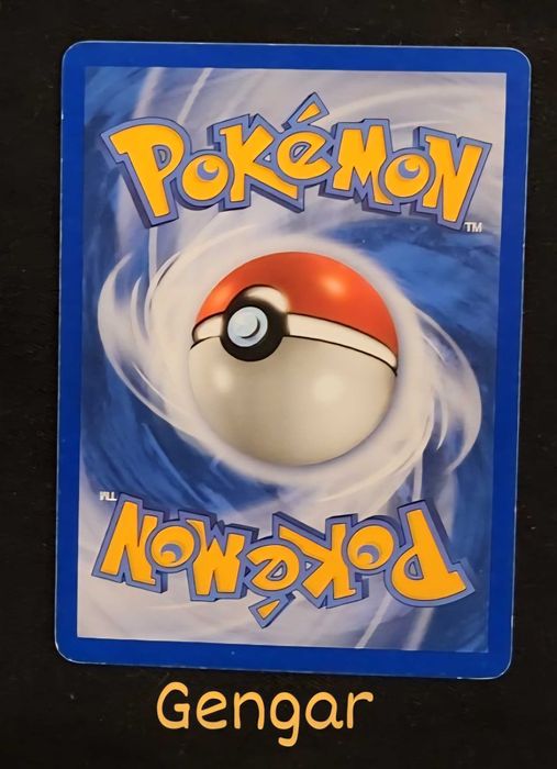 Pokemon карти: Gengar, Charizard