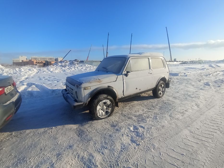 Продам ниву 2121 бронто