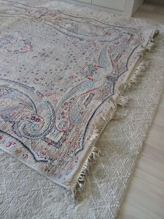 Продам ковёр чистый постирный