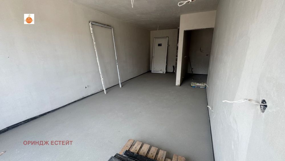 Продава се Двустаен апартамент в София, Студентски град - 112 кв.м за 1420 €/кв.м - Снимка #1