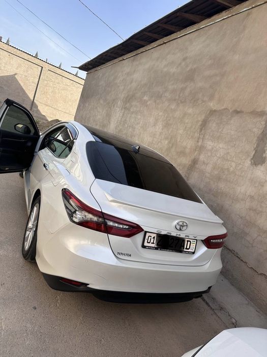 Tayota camry 2023