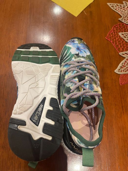 Женская обувь, кроссовки 37р