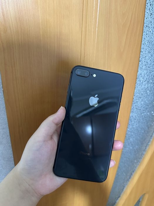 iphone 8plus 64GB