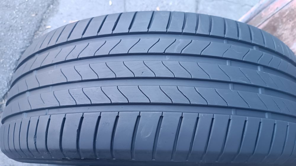 235/55/20 Bridgestone Дот 3724