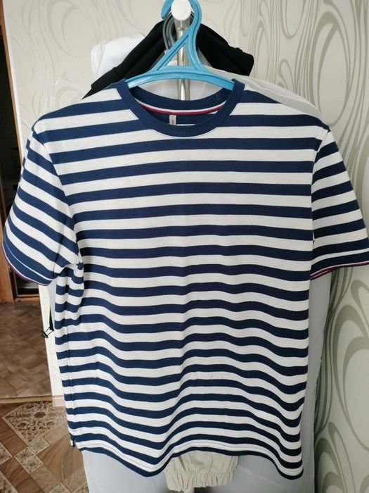 Продам футболки  Thomas