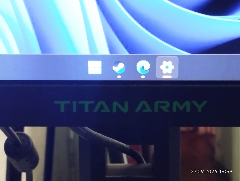 Монитор 4к 180гц Titan Army