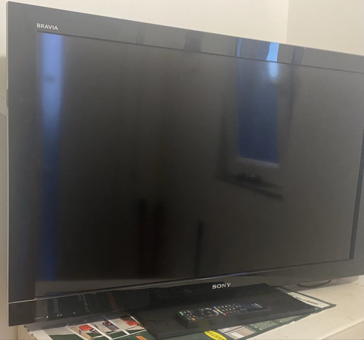 Sony Bravia model 40BX400