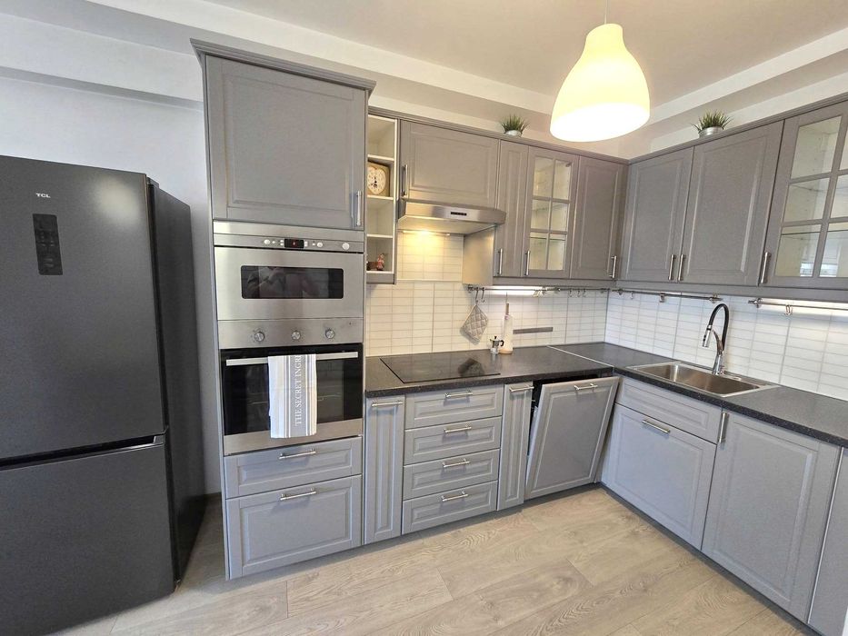 Обзаведен апартамент с 3 спални в Банско! Ниска такса поддръжка!