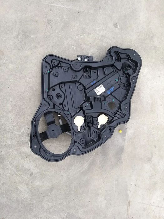 Macara geam electric dreapta spate jeep compass 2 e95704-104 00521773710