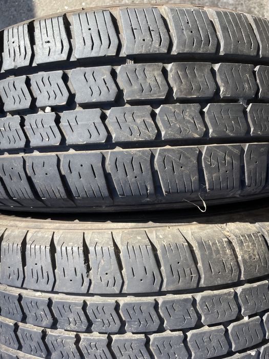 215/65 16C 2бр зимни гуми