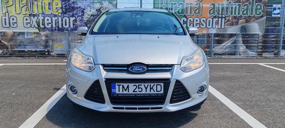 FORD Focus 2013 — imagine 3