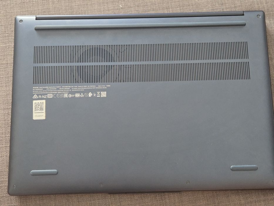 Laptop Lenovo 16'' IdeaPad Slim 5 16AKP10, 2.8K OLED 120Hz,  AMD  AI 5 340 , 16GB DDR5, 1TB SSD, AMD  840m in stare excelenta