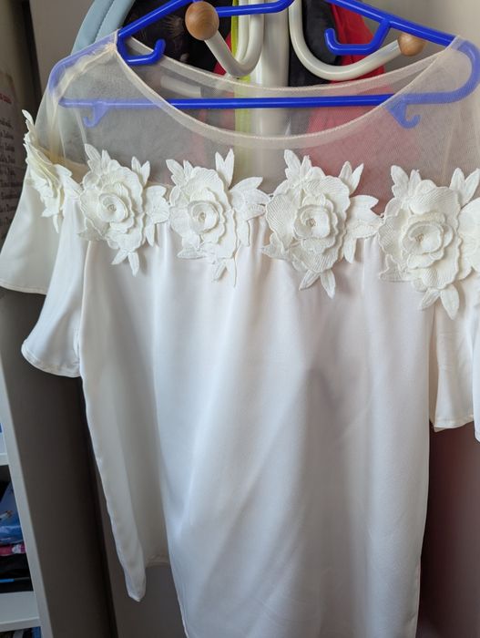 Bluză elegantă, nouă