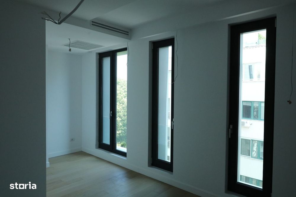 De Gaulle Residence/Arcul de Triumf